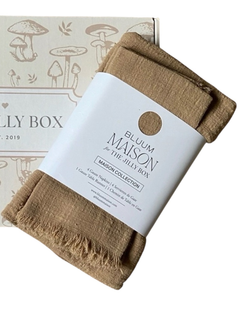 Bluum Maison for The Jilly Box table runner & 4 napkin set JILLIAN HARRIS